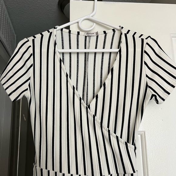 Stradivarius Stripped Jumpsuit - Picture 3 of 3